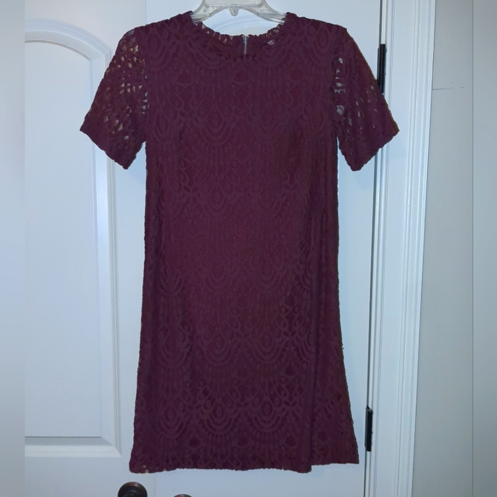 H&M Red Sheath Mini Dress with Crew Neck Short Sleeves